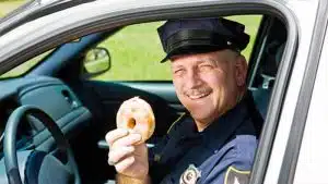 donut yiyen polisler